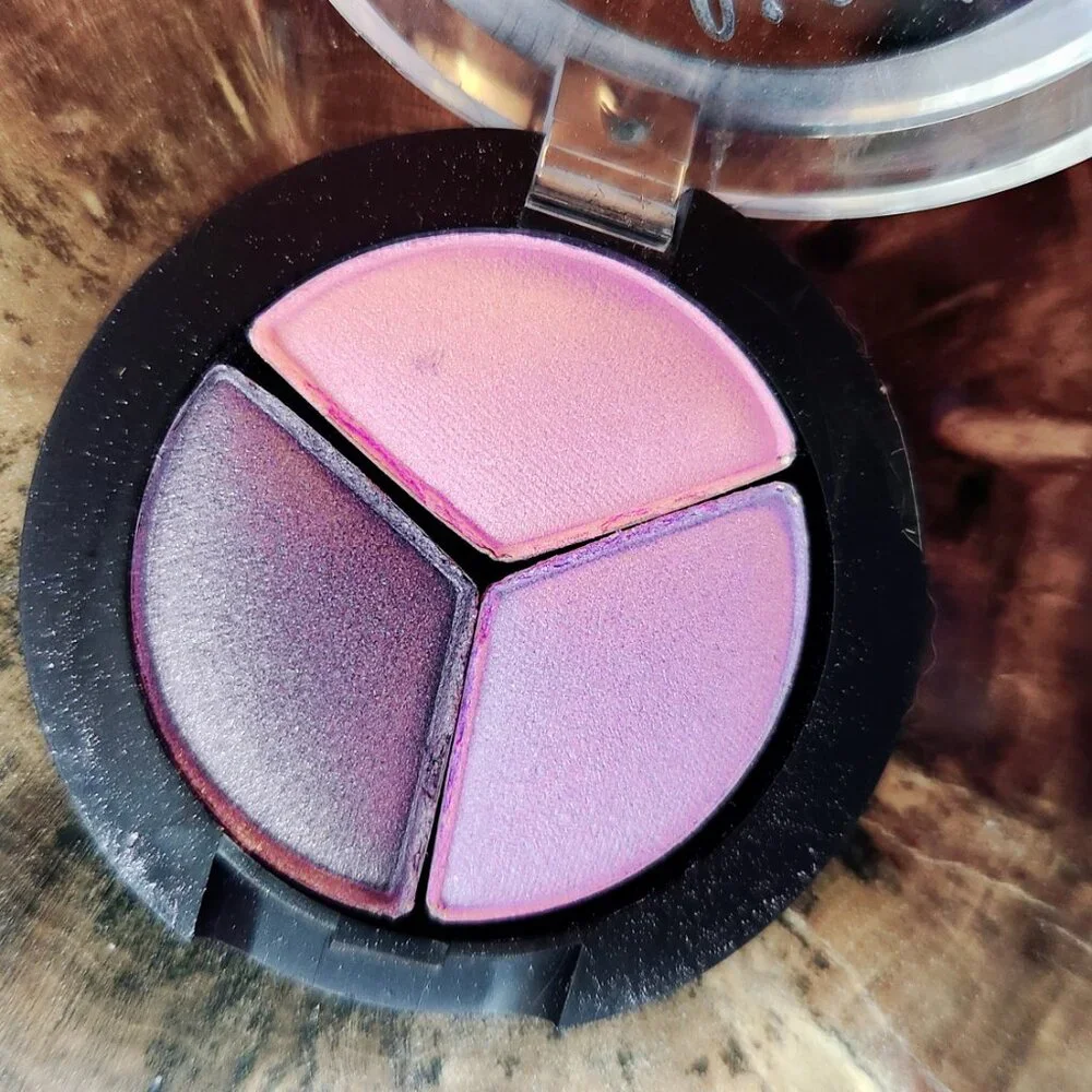 💟💄 CELIA De Luxe Trio Ideal Eyeshadow #301 4g Lavender Pink Purple